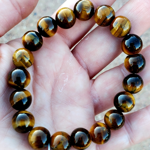 New Tiger Eye Beaded Stretch Bracelet. - Picture 12 of 16